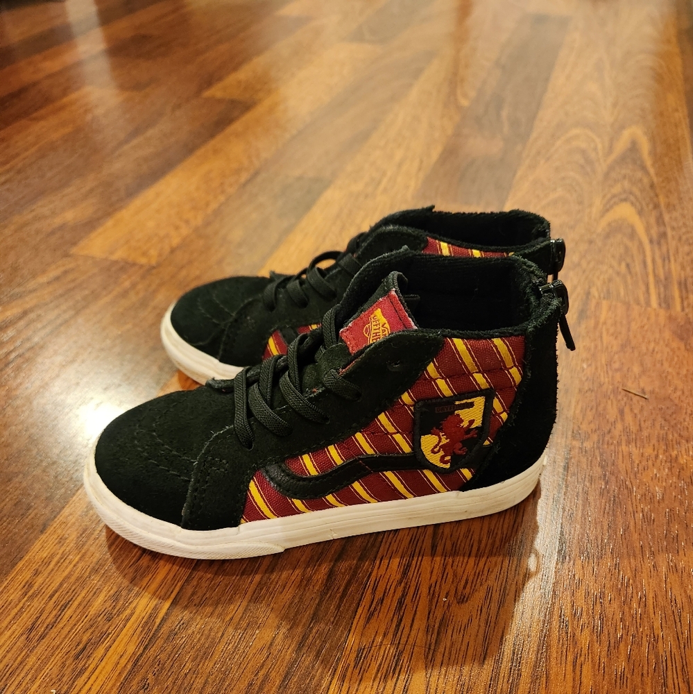Harry Potter Toddler Shoes (Size 9)
